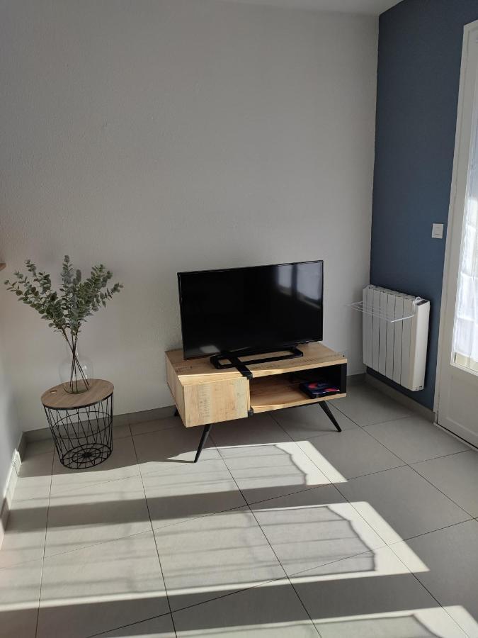Charmant 2 Pieces A Aubenas 2Etoiles Apartment Exterior photo